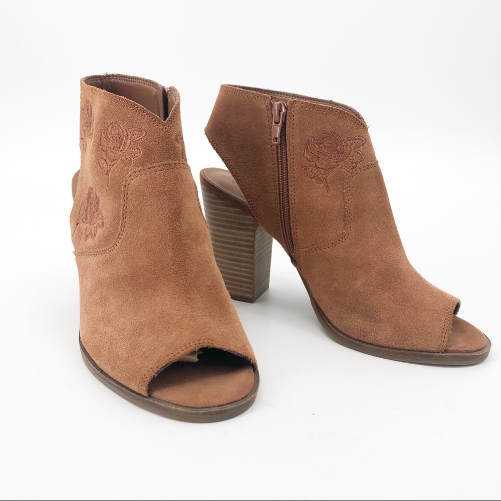 LUCKY BRAND Listana Suede Peep Toe Booties 9.5